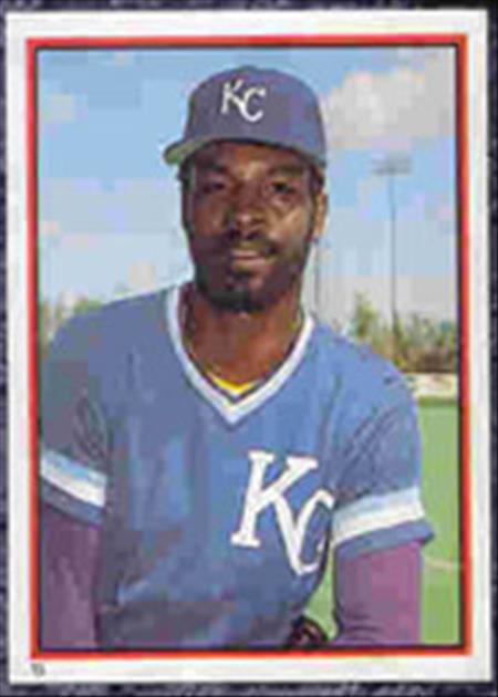 1983 Topps Baseball Stickers     015      Willie Wilson
